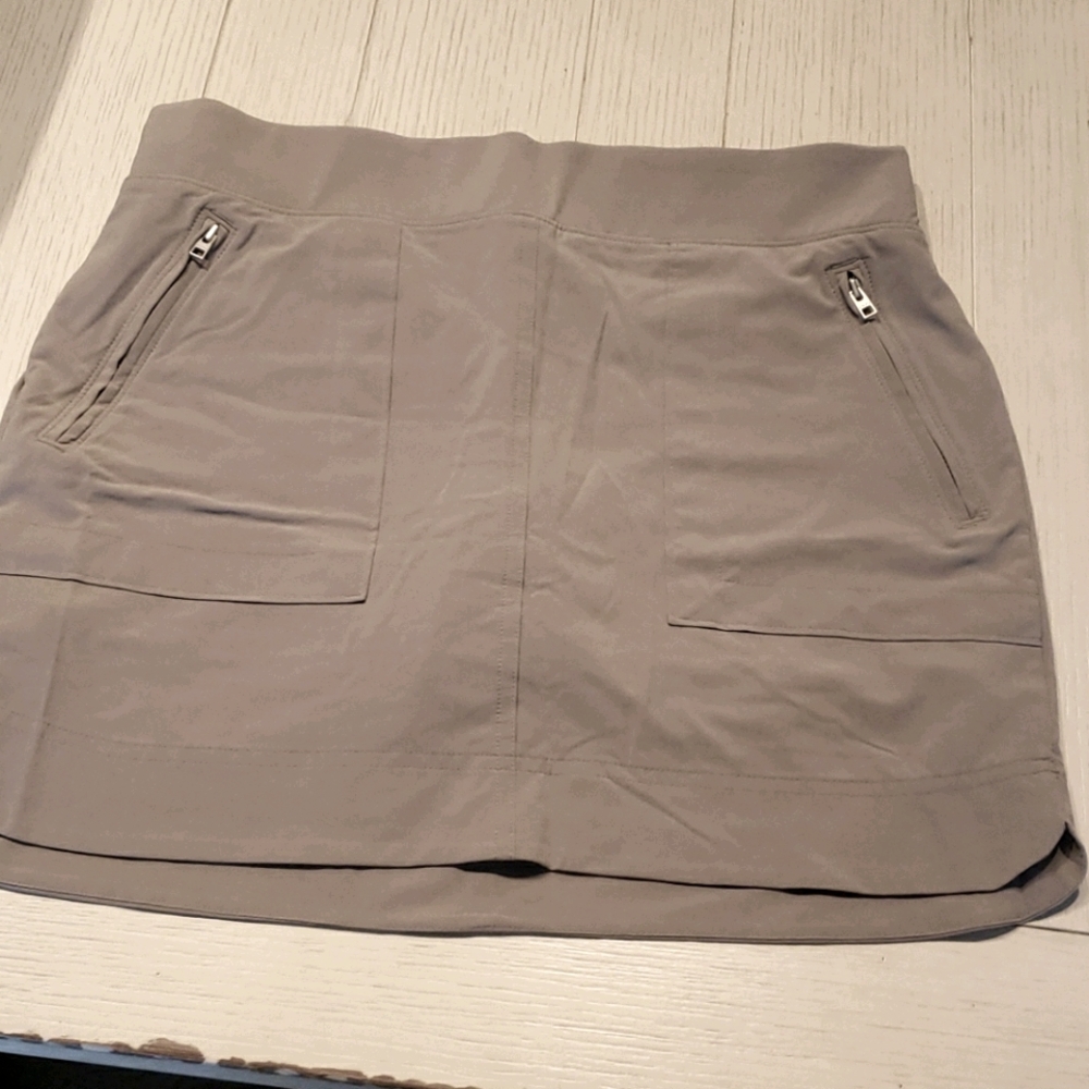 Athleta skirt (mesh shorts built in)